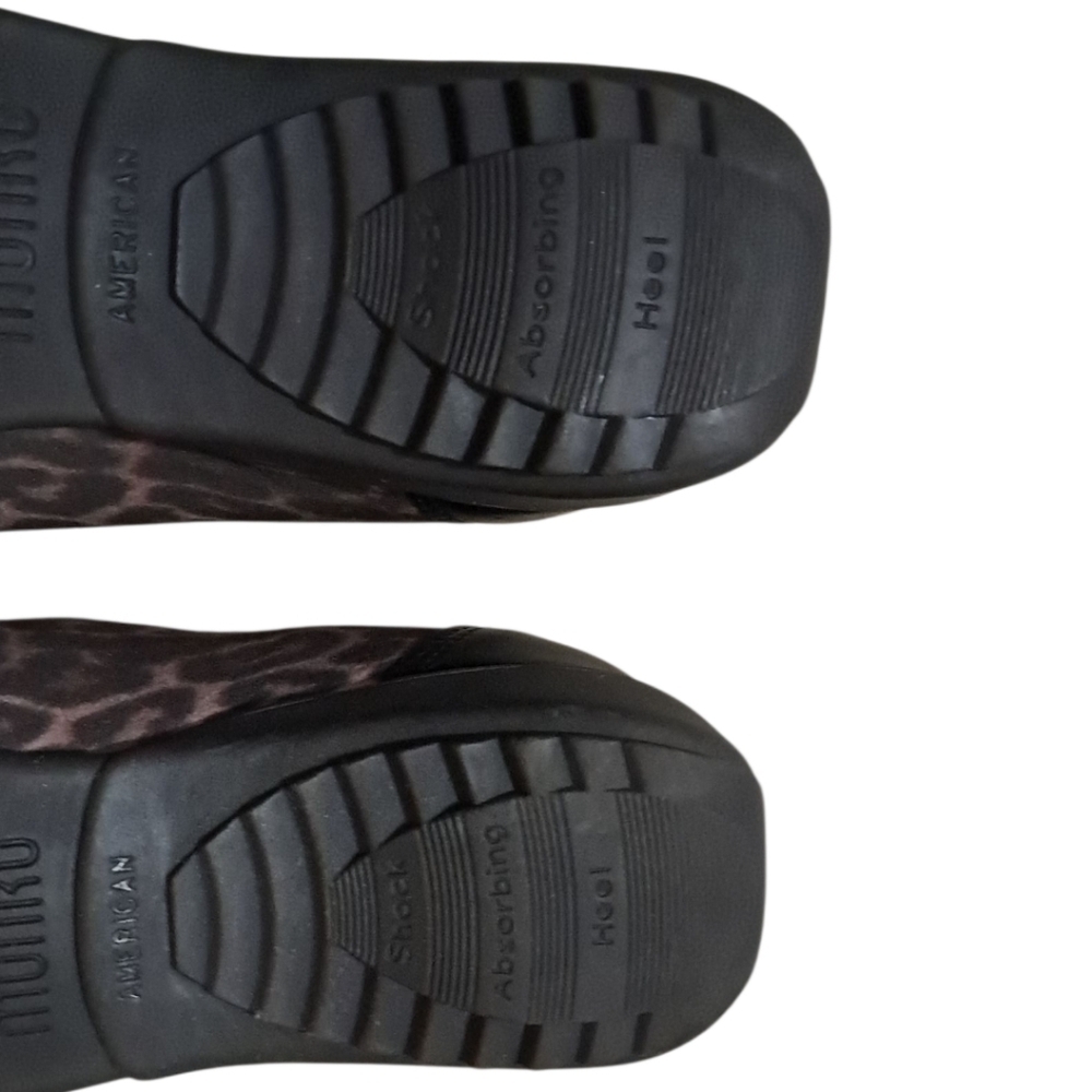 Munro Iriana Traveler Flats Leopard Print Comfort Slip On Shoes Size 5M - Picture 13 of 16